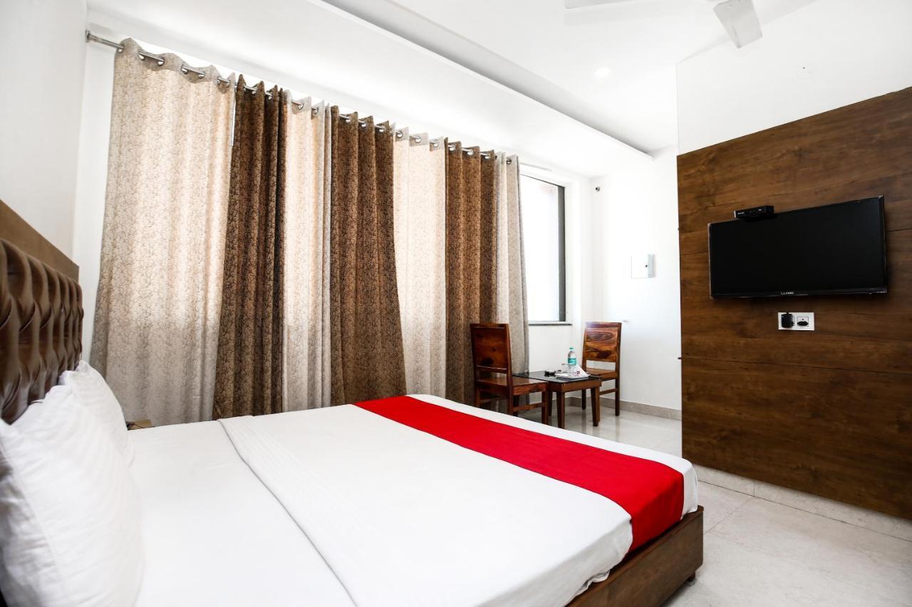 Hotel Woodcrest Zirakpur Chandigarh - Luxury Rooms Exterior foto